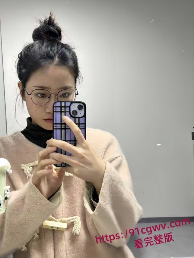 青岛大学校花 李琦玉 私下被金主爸爸长期包养 各种调教啪啪玩弄 大量不雅视图曝光-7