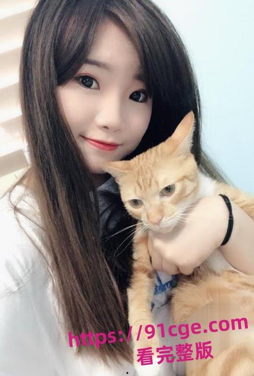 三峡旅游学院清纯学妹『付文婷』白虎自慰私拍被男友泄密流出-4