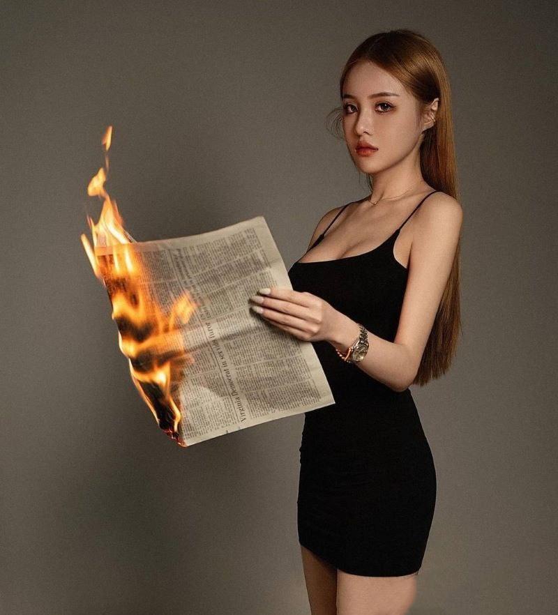 台湾网红唐恩不雅视频流出 优雅名媛人设塌房 前凸后翘的身材 一对巨乳让人垂帘三尺 那淫荡的表情与现实反差感实足-5