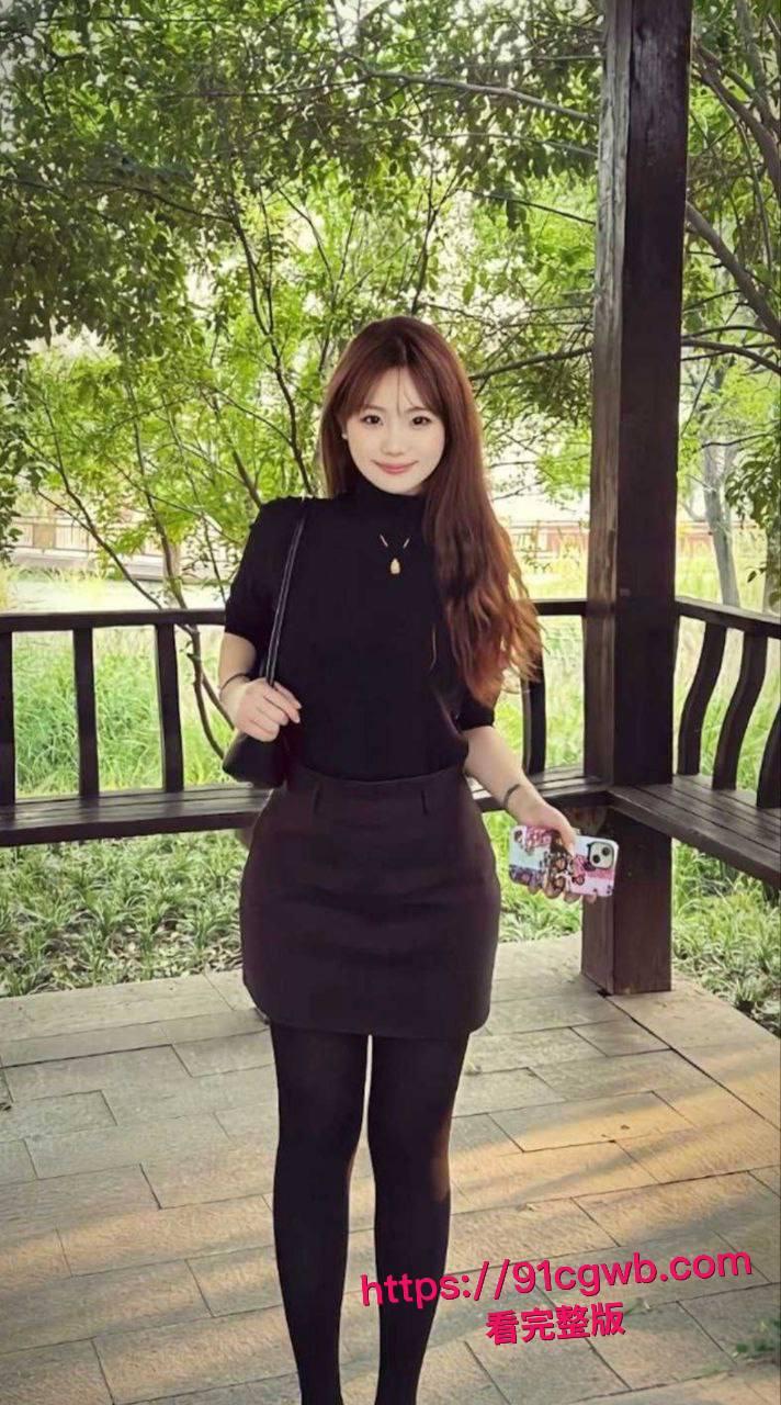 上海名校大四生李佳怡!为了五万块参加金主别墅的群P,三根滚烫鸡巴轮番口爆骚穴菊花双插,饥渴母狗浪叫扭腰迎合成沉沦肉便器-3