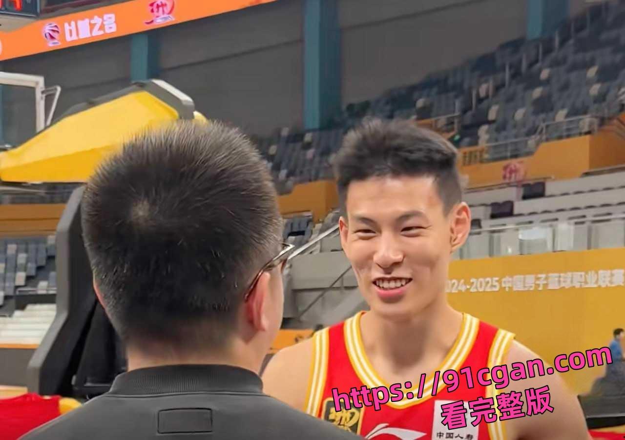 CBA广厦队林秉圣裸照风波！大学浴室遭偷拍，60多张私密照疯传！-2