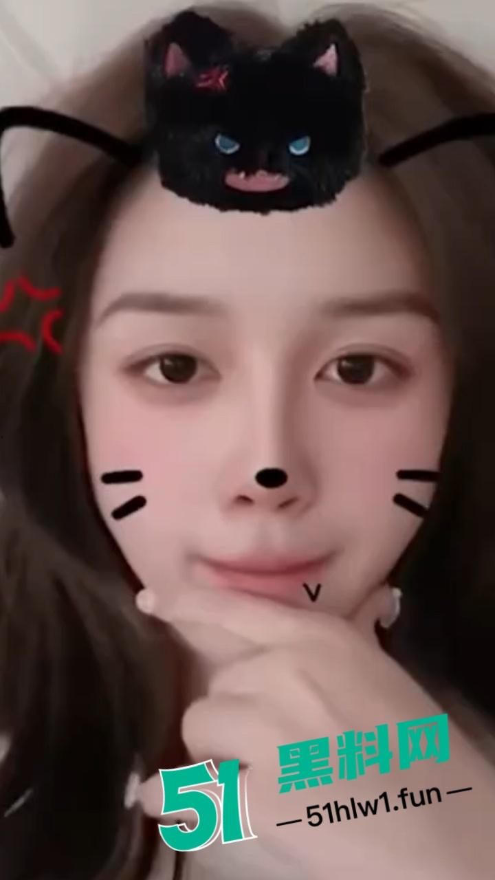 天津抖音女网红【小宋佳】知三当三，被男主正妻抓奸曝光大量不雅视频流出！-2