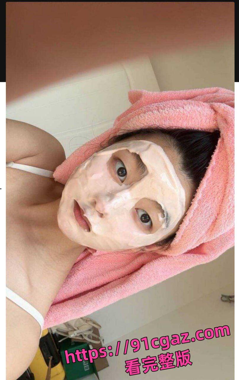 重庆第一双语学校极品骚货吕家亿琳脚踏多条船，有男友还在外面约炮遭炮友曝光-2