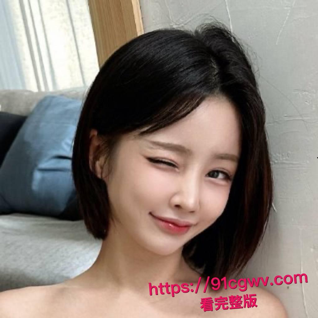 韩国甜妹韩善月sunwall95最新金主定制视频流出!在健身房G杯巨乳被教练大鸡巴猛捅粉穴喷汁内射!-5