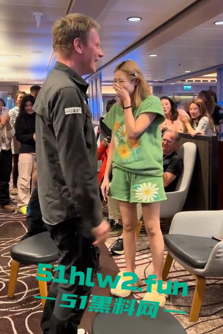 南极邮轮巴西牛排花200欧买约会，结果被白皮小伙榨干洋屌，还成了欧美网站的免费宣传片！-7