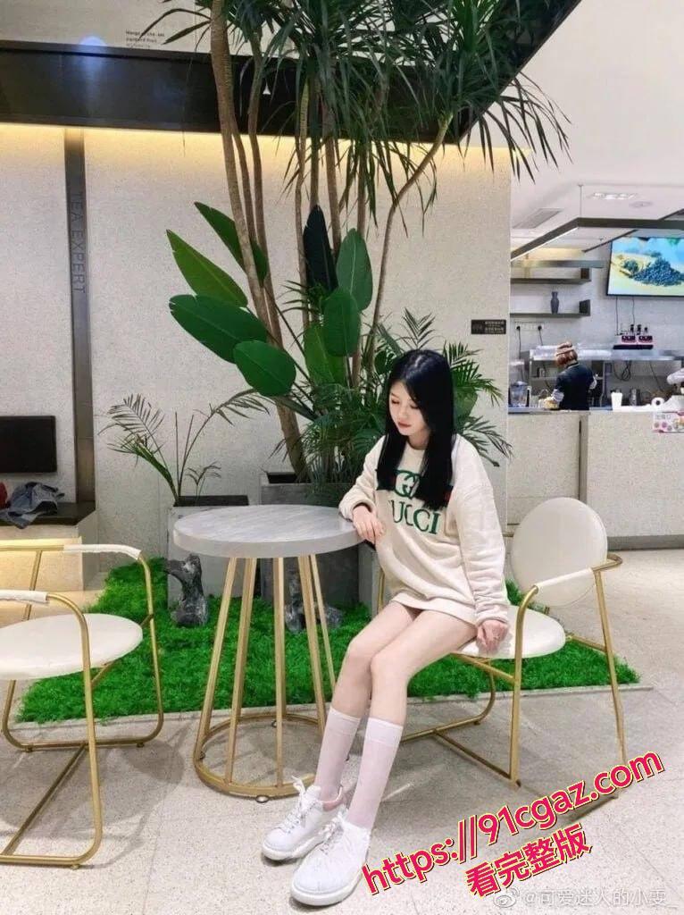 290万粉丝抖音第一纯欲擦边网红 天降之雯 实锤福利姬?露脸私拍大尺度视频-1