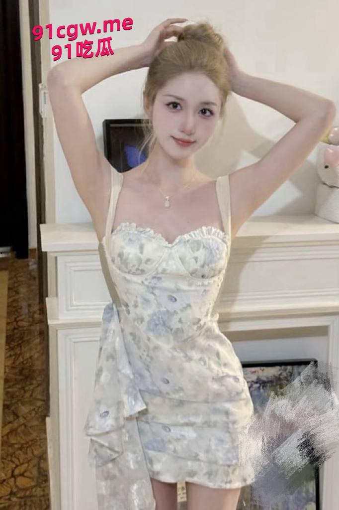 抖音火爆全网的网红女神焕儿，如今以90210的新名字再次归来！还记得之前她的个人视频被前男友泄露出去-1