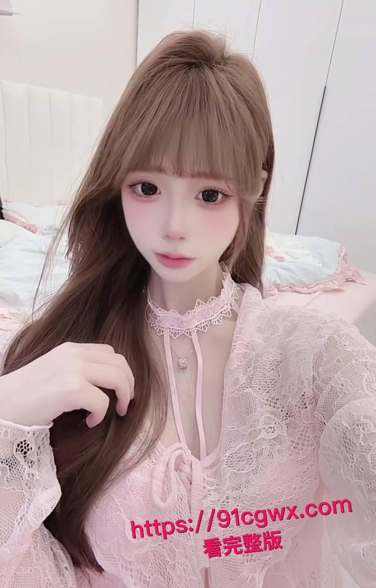 JK清纯美乳学生妹暑假兼职潜规则视频全网曝光!隔间床上爆操嫩逼,完美露脸社死炸裂!-9