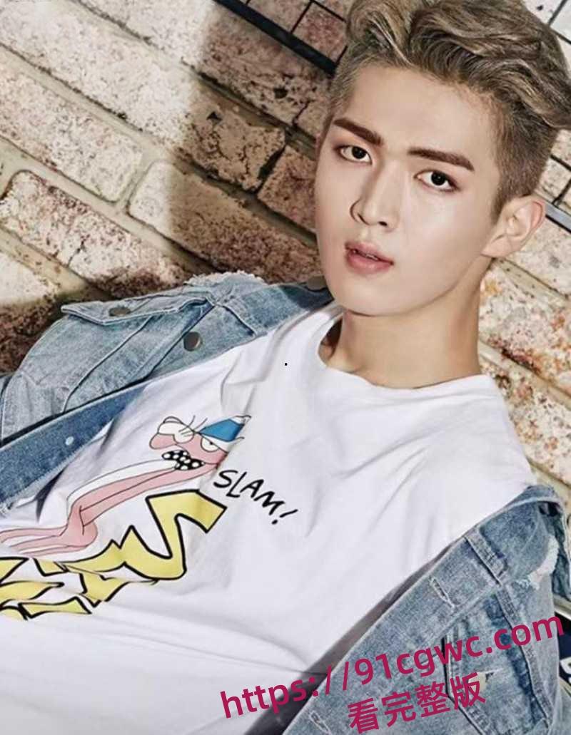 抖音360万粉网红ally惊天大瓜 38岁饥渴少妇 收下爱豆韩奎真礼物 不惜为爱冲锋跨国约炮-6